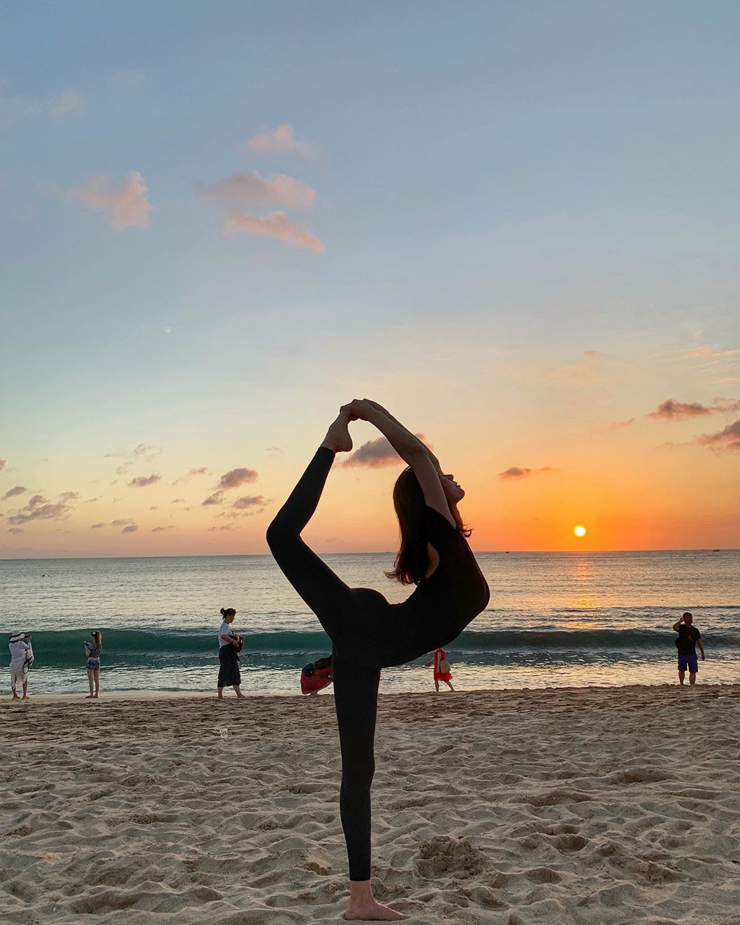 这是我在海边给老婆拍的